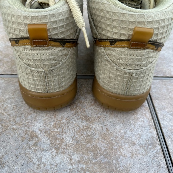Nike SB Dunk High Premium Hemp Waffle - Picture 15 of 15